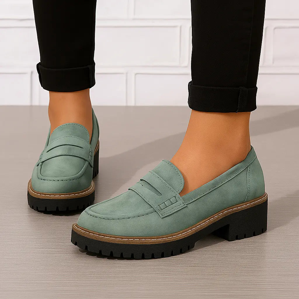 Nadia | Tijdloze Loafers van Suède